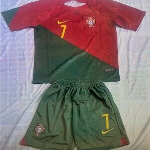 😆Portugal World Cup Cristiano Ronaldo Soccer Jersey and Shorts Set😚